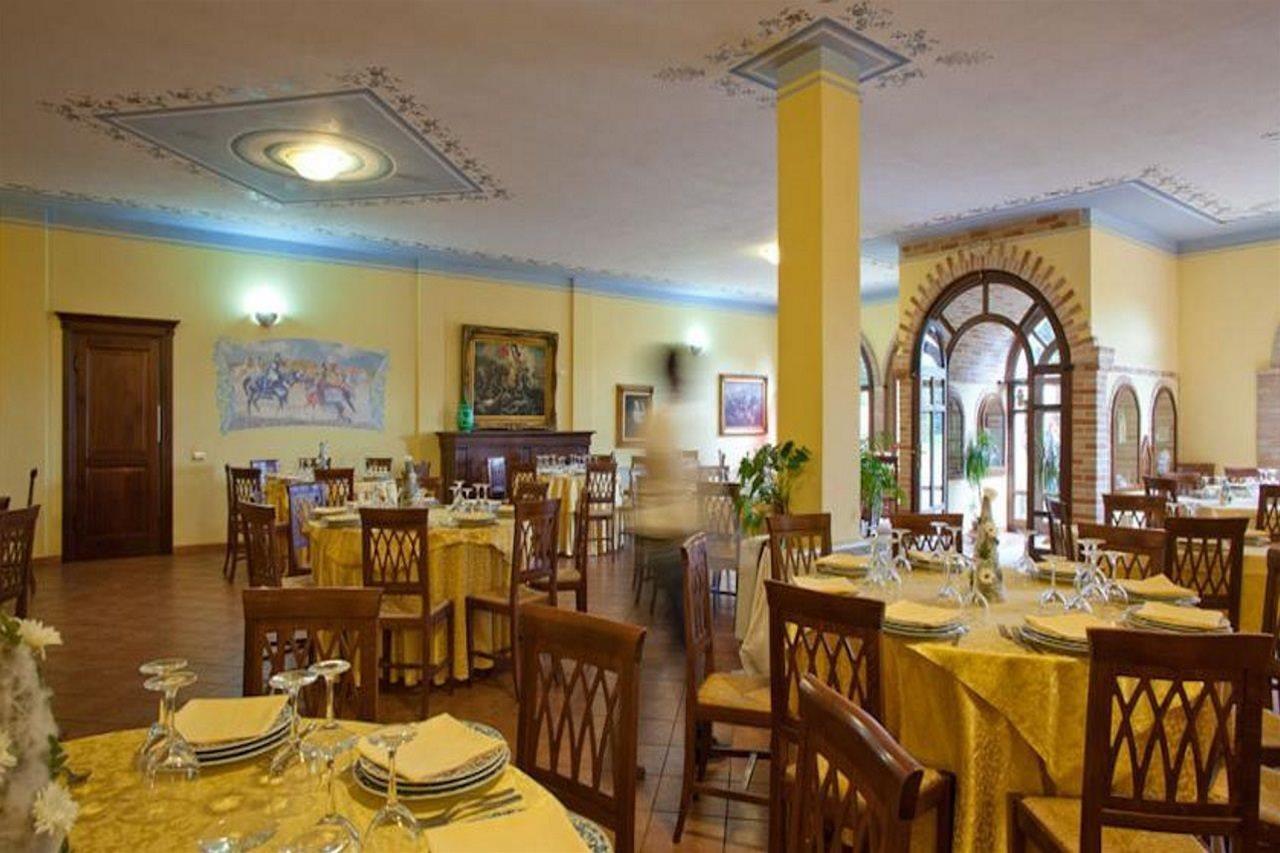 Hotel Funtana Noa Villanovaforru Exterior photo